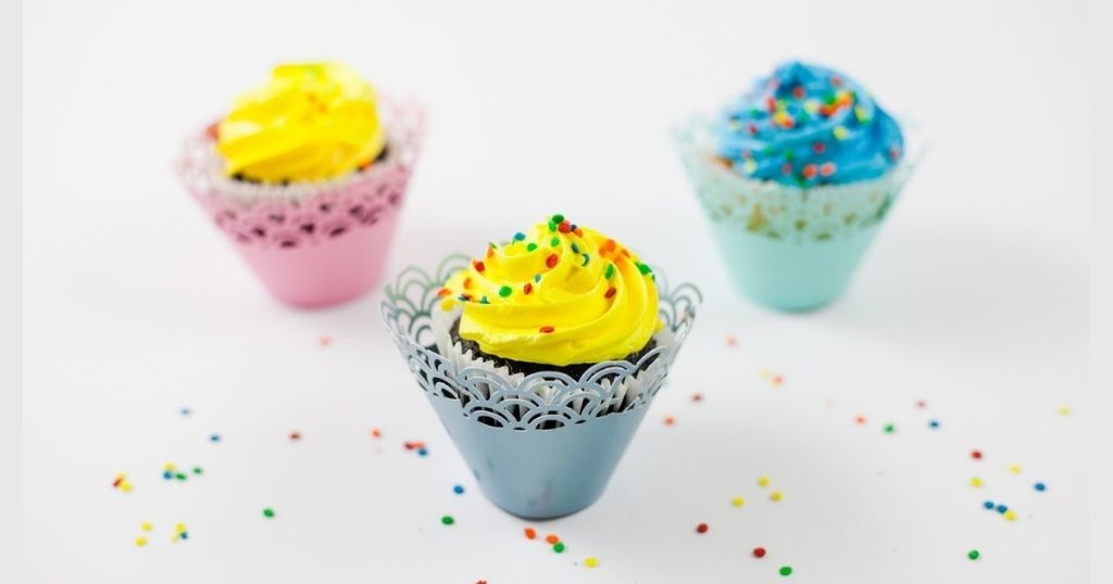 Standard Cupcake Liner Base That Is 50 mm Long 