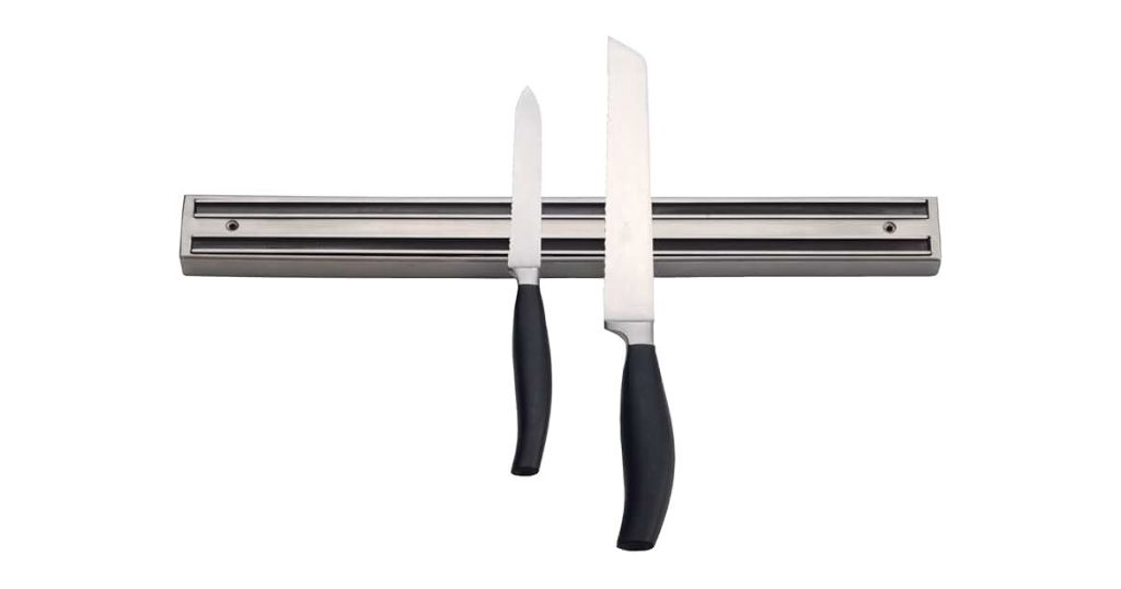 Magnetic Knife Strip that is 16 inches long